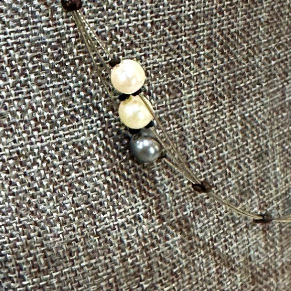 Vintage Floating Faux Pearl Gray and White Necklace 3-n-1 Strand 12 Inch - Picture 2 of 6